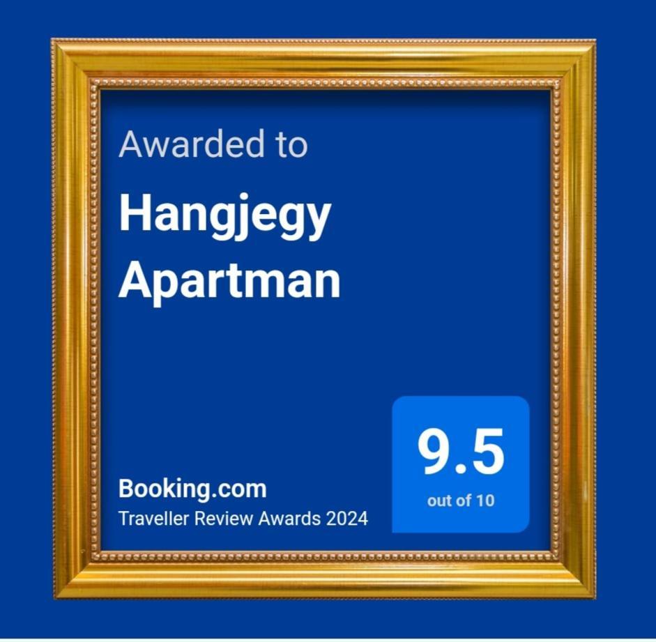 Hangjegy Apartman เดเบรตเซน ภายนอก รูปภาพ